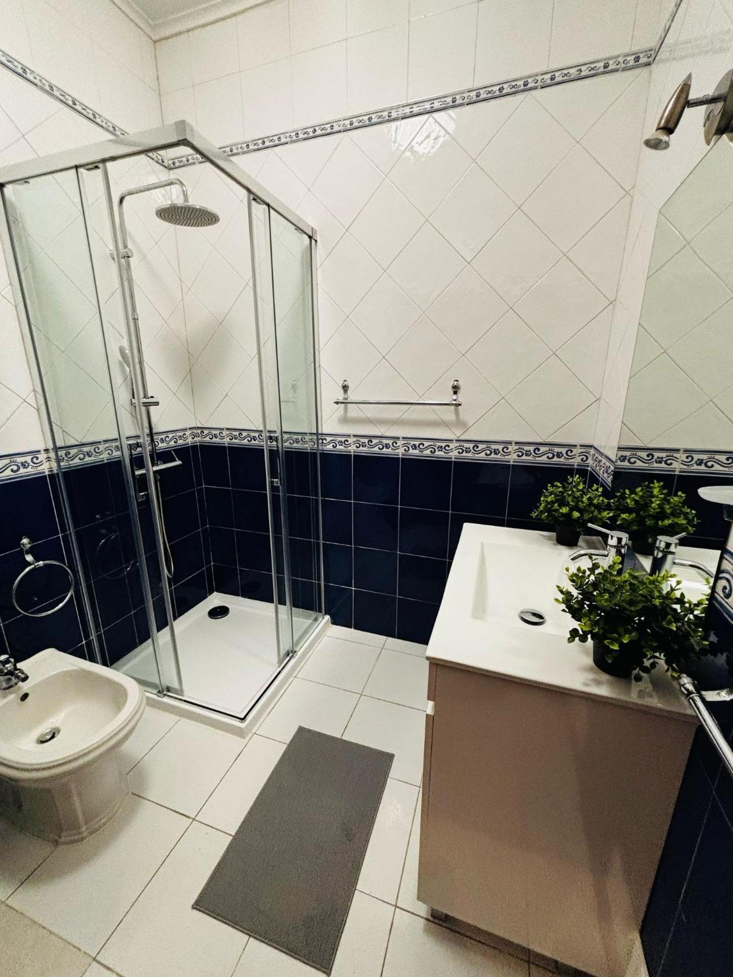 Location For Tourists, Centre Hostal Lisboa