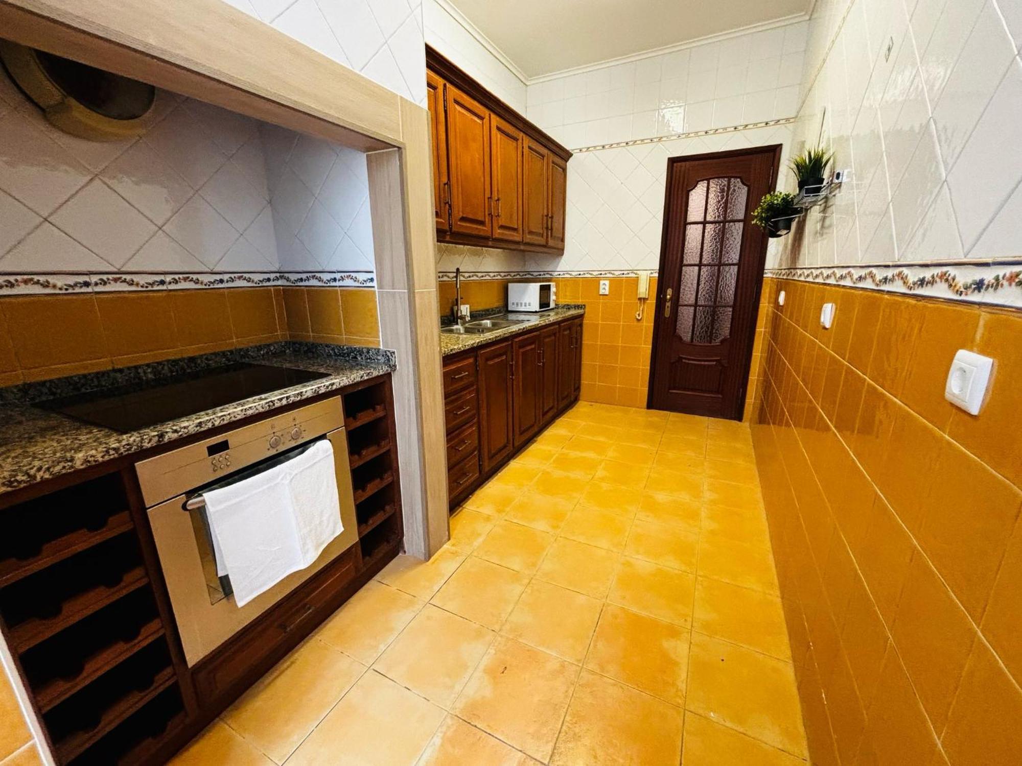 Location For Tourists, Centre Hostal